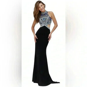Envious couture beaded rhinestones dress/gown/promdoemal sleeveless dress.